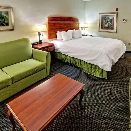 Hampton Inn Quincy Exteriör bild