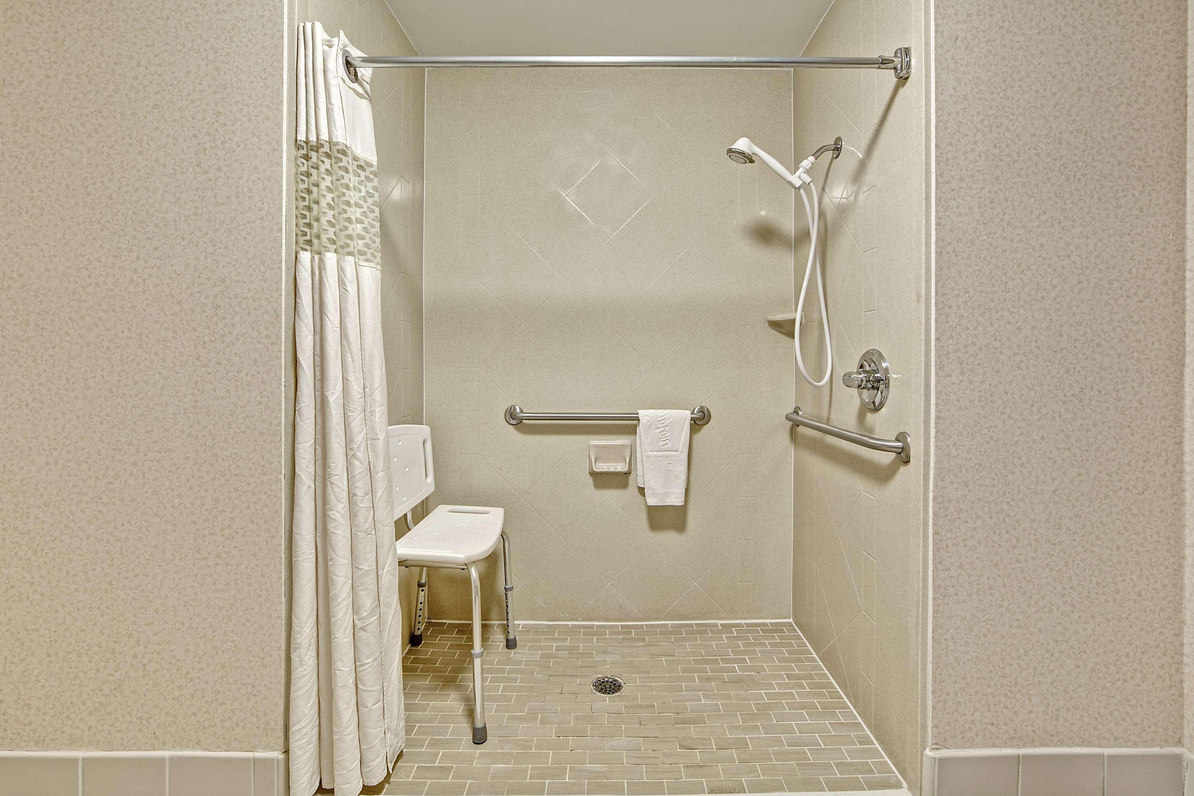 Hampton Inn Quincy Exteriör bild
