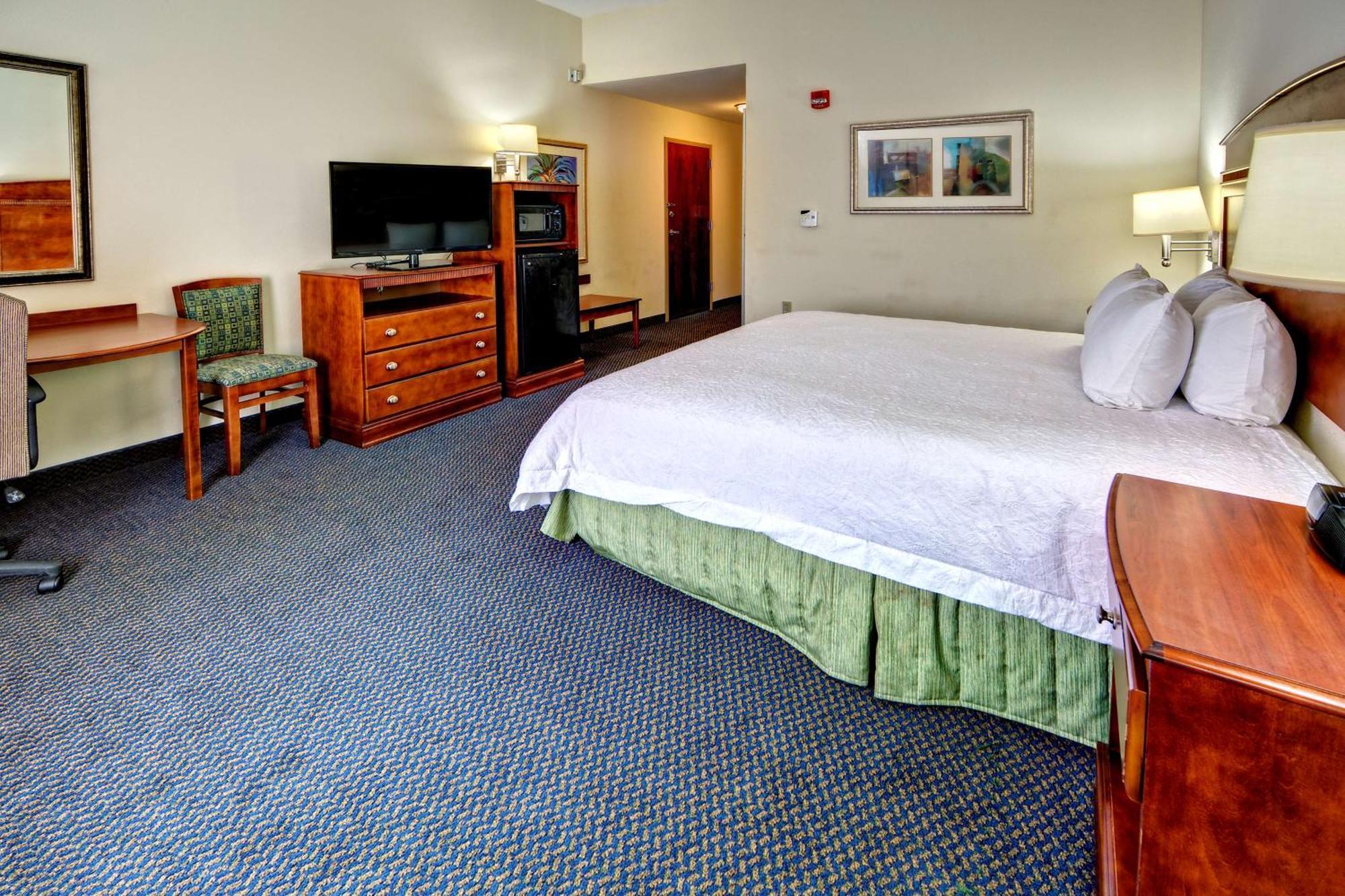 Hampton Inn Quincy Exteriör bild